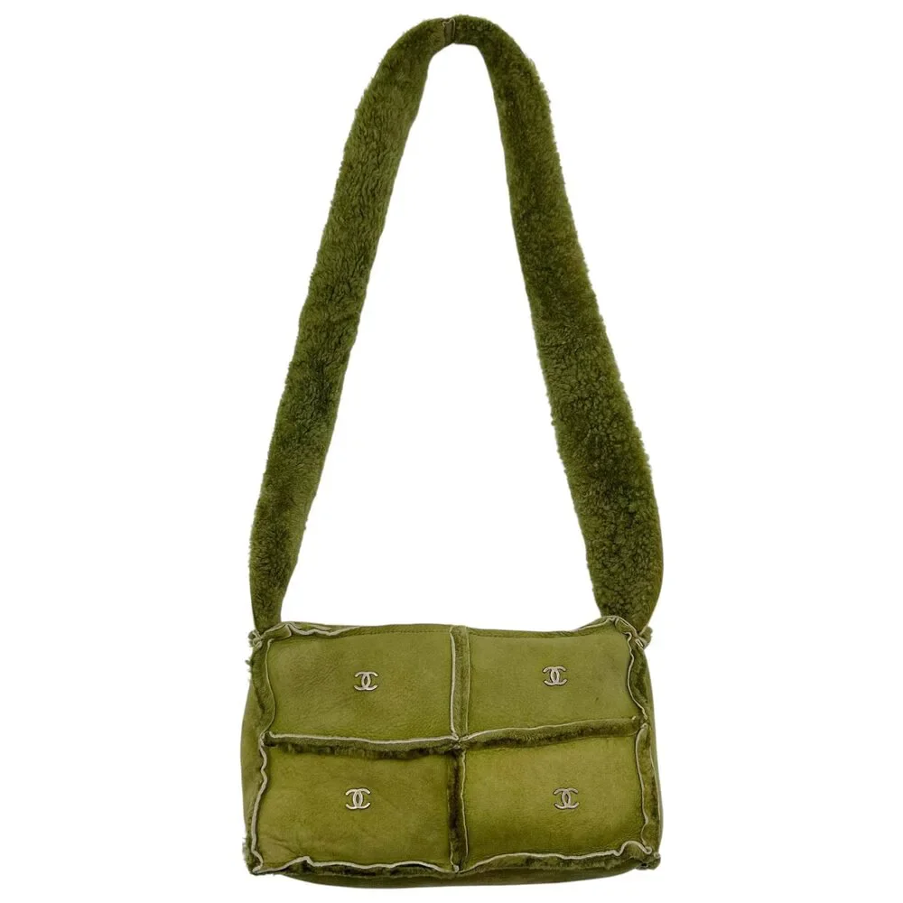 Chanel Green Shearling Logo Embellished Crossbody Bag 2000-02